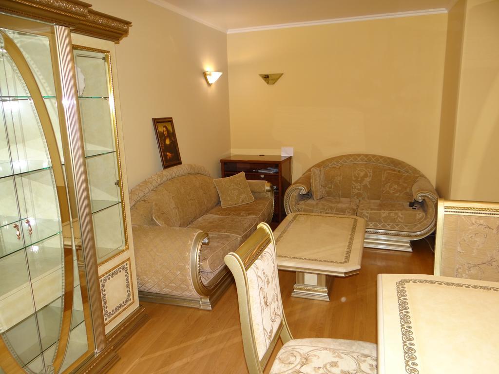 Luxury Versailles Apartments Center Opera Burgas Exteriör bild